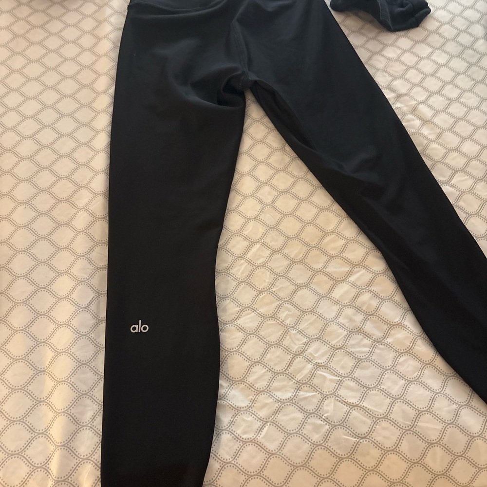 ALO Yoga Black Leggings